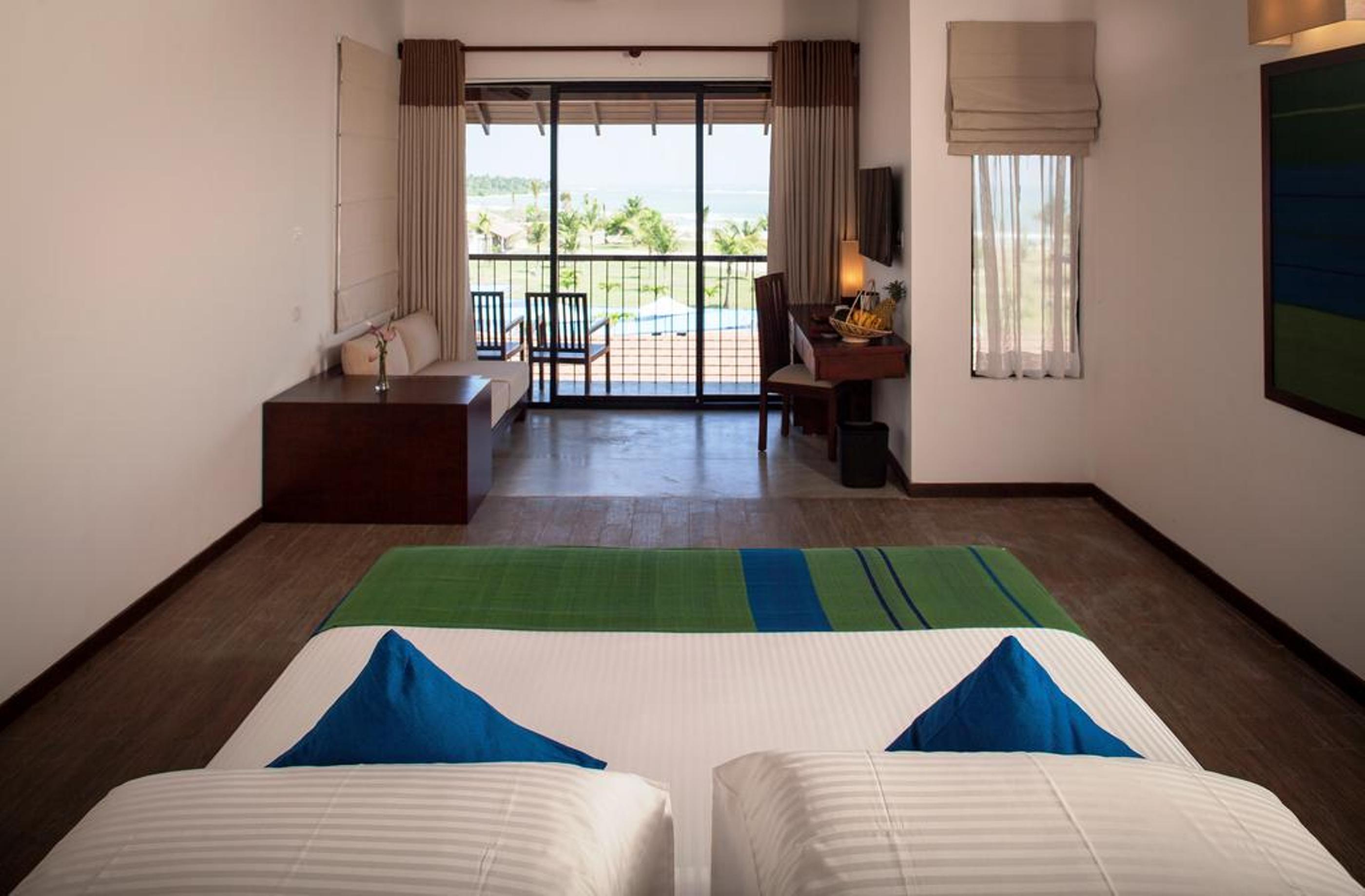 The Calm Resort & Spa Passikudah Buitenkant foto