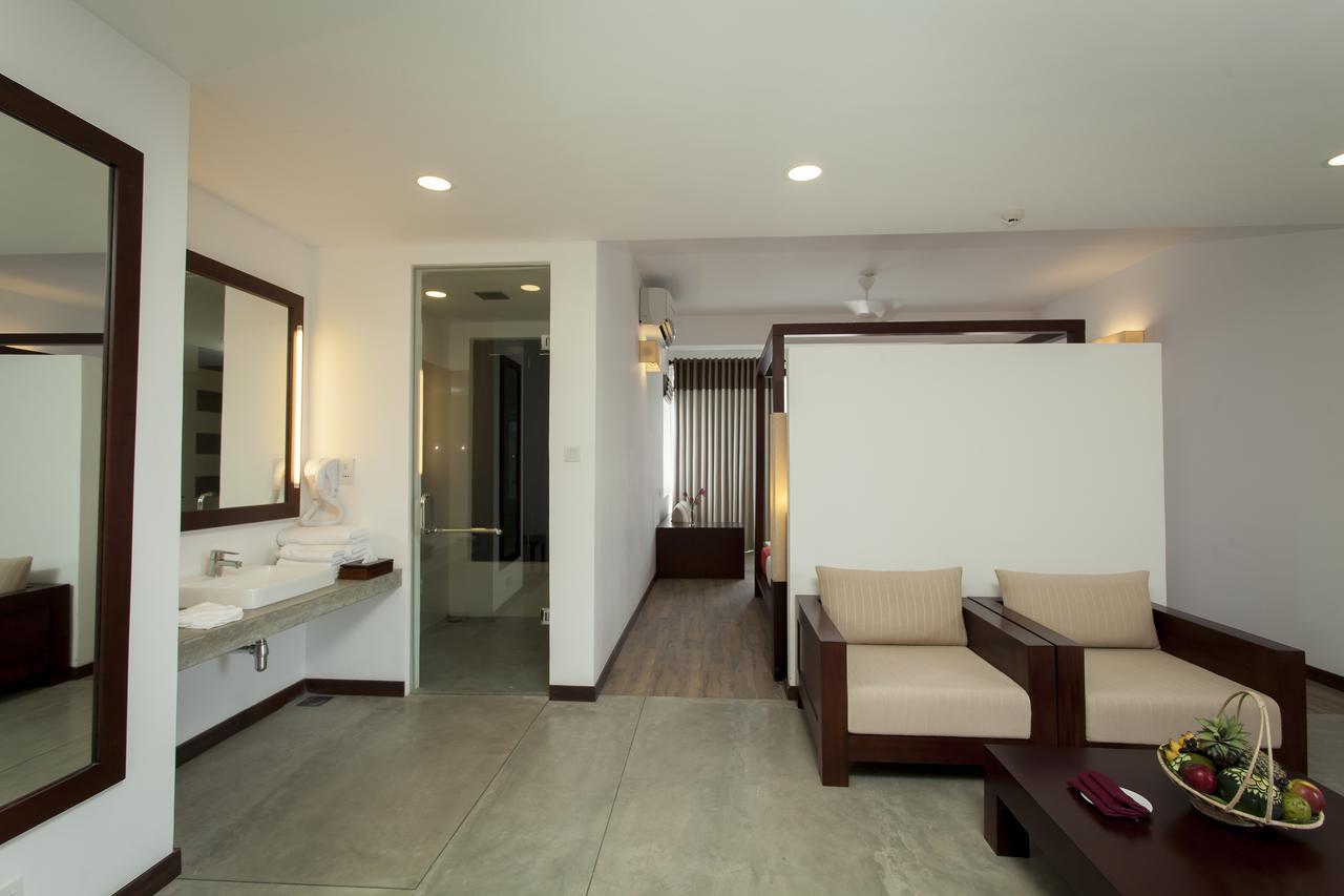 The Calm Resort & Spa Passikudah Buitenkant foto