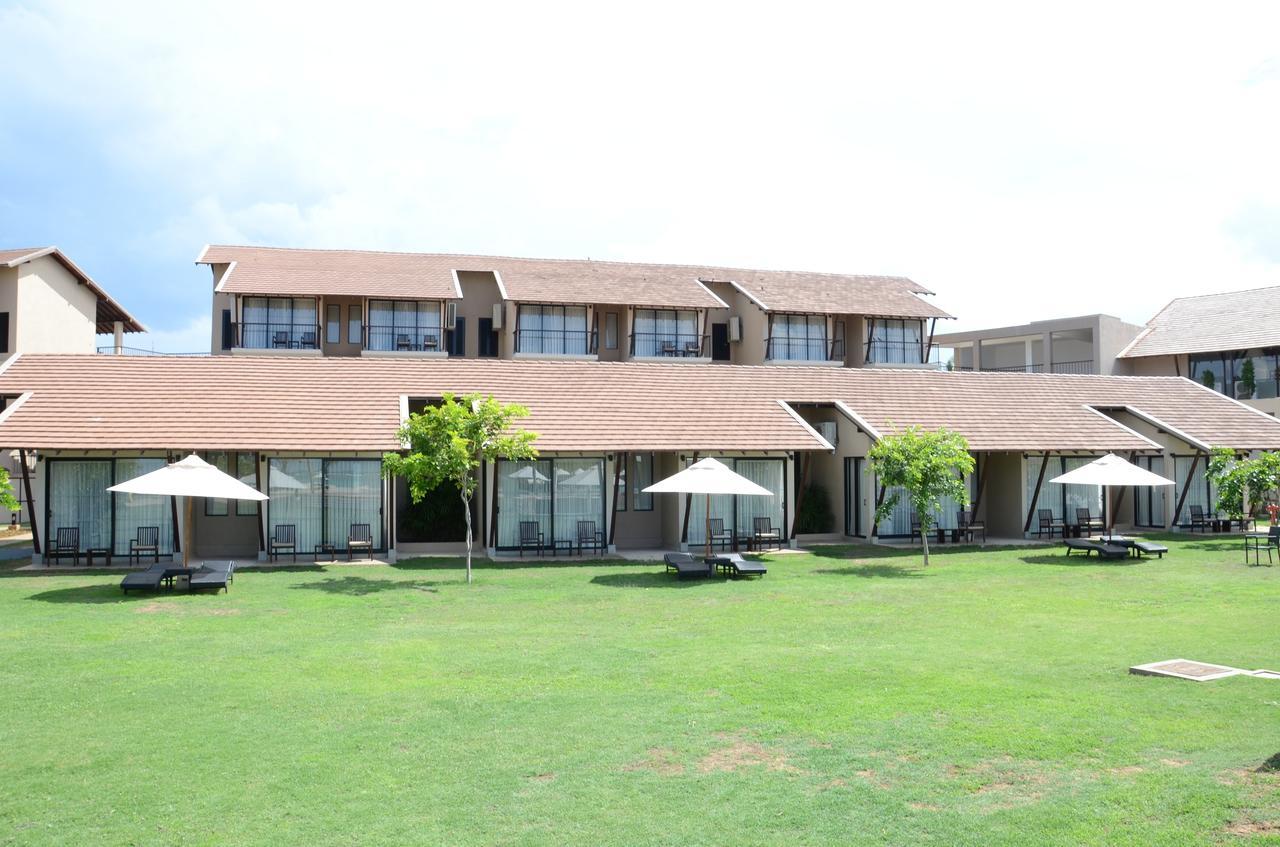 The Calm Resort & Spa Passikudah Buitenkant foto